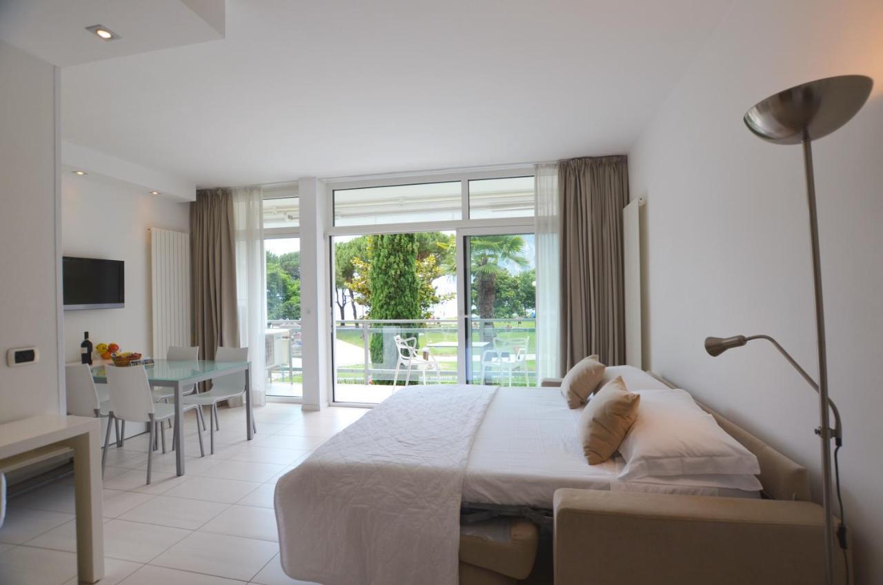 Club Nautico - Phoenix Studio Lake View Riva del Garda Bagian luar foto