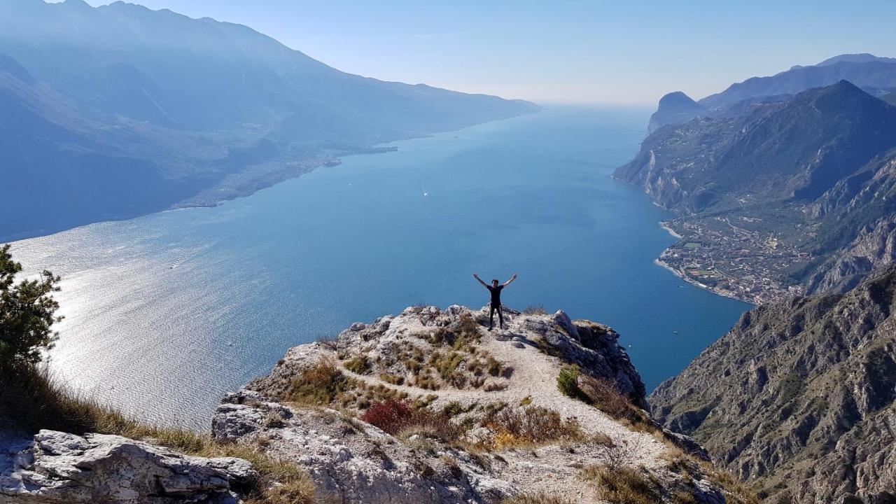 Club Nautico - Phoenix Studio Lake View Riva del Garda Bagian luar foto