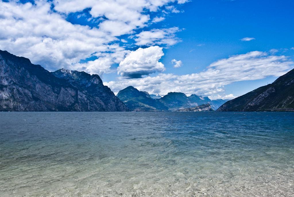 Club Nautico - Phoenix Studio Lake View Riva del Garda Bagian luar foto